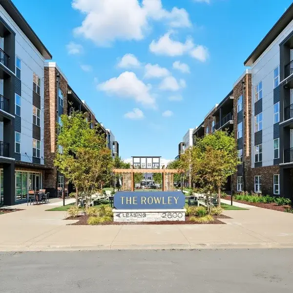 Buy vs. Build Real Estate: Investment Strategy Insights - Hines