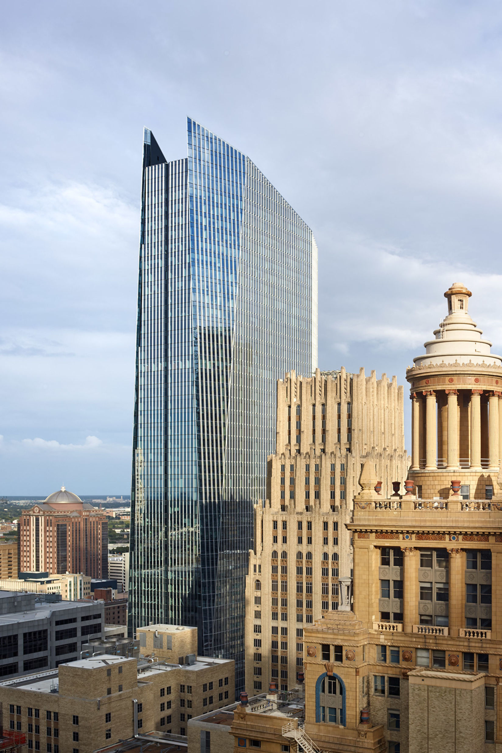 New Lease Signed at 609 Main at Texas - White & Case - Hines